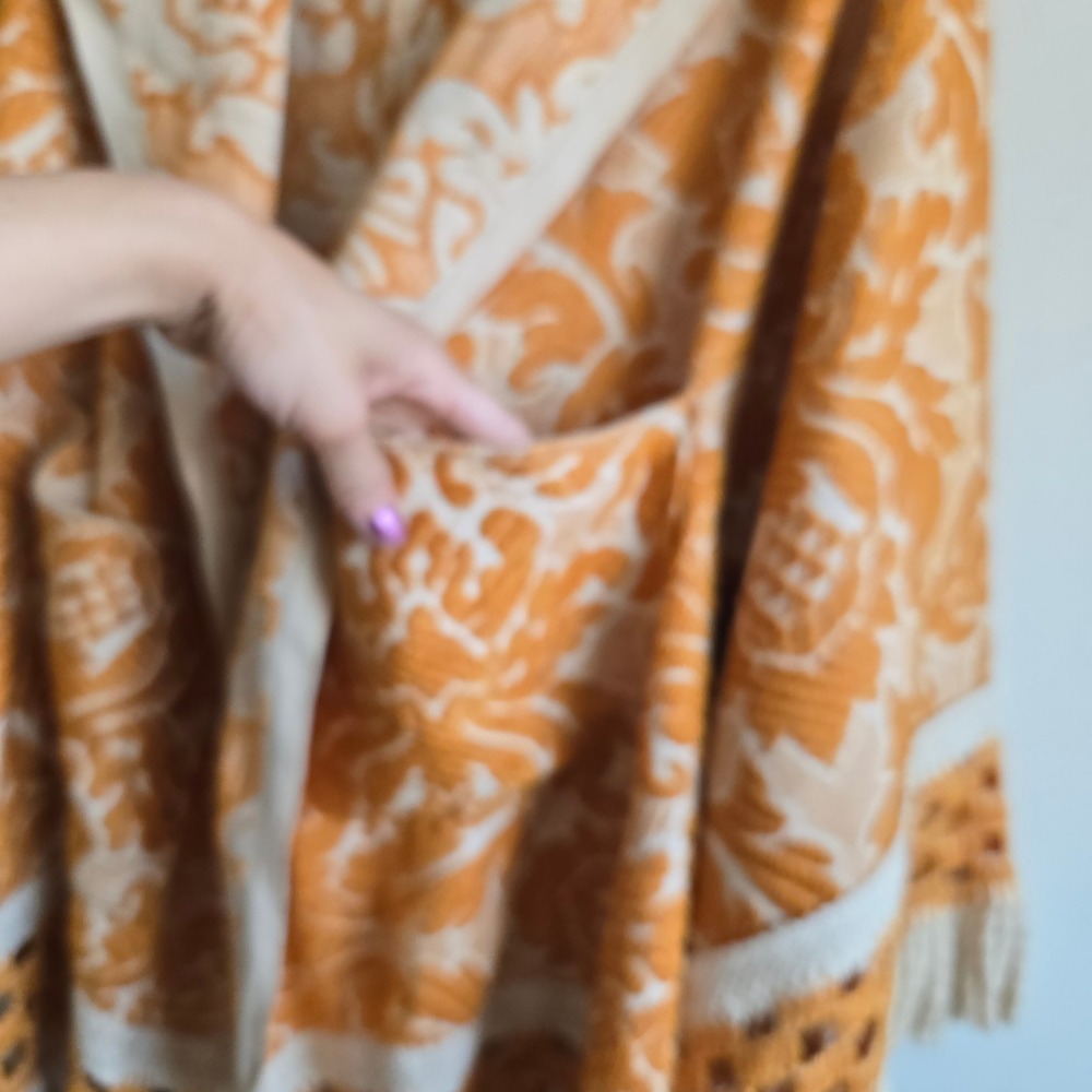 Upcycled Vtg Hause of Glassborow OS Hooded Cardigan Yellow Boho Fringe Excellent - Picture 4 of 9